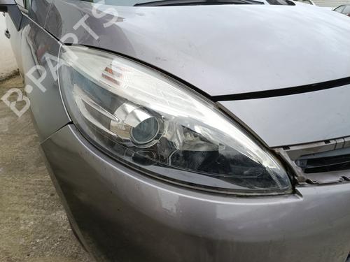 Used Right headlight RENAULT SCÉNIC III (JZ0/1_) 1.5 dCi (JZ02, JZ0R) (95 hp) 32126467