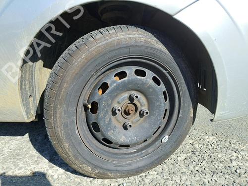 Wheel arch FORD FIESTA V (JH_, JD_) 1.6 16V 1381786