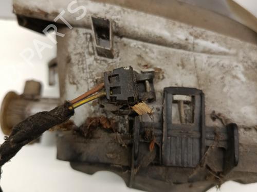 Used Left front indicator Left front indicator MERCEDES-BENZ E-CLASS (W210) E 320 CDI (210.026) (197 hp) 30174718 30174718