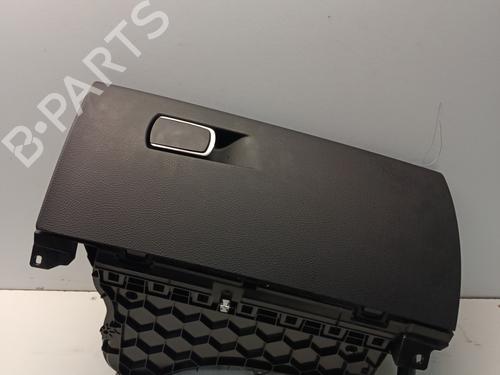 Handskerum BMW 1 (F20) 118 d (150 hp) 31049801