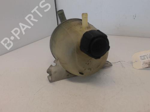 Used Expansion tank RENAULT CLIO II (BB_, CB_) 1.5 dCi (B/CB07) (65 hp) 31835412