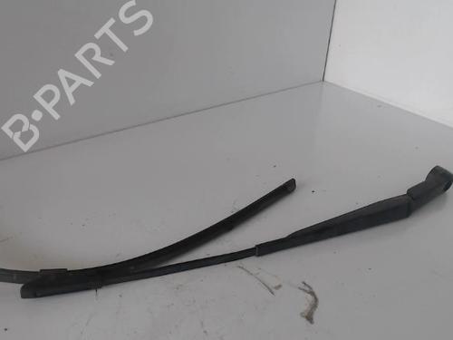 Used Front windshield wiper arm Front windshield wiper arm 27028689 27028689