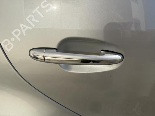 Høyre bak utvendig håndtak MERCEDES-BENZ A-CLASS (W168) A 170 CDI (168.009, 168.109) (95 hp) 27033007