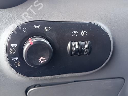 Used Headlight switch SEAT IBIZA III (6L1) 1.9 TDI (100 hp) 32784144