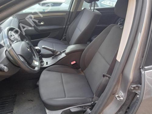 Used Right front seat RENAULT LAGUNA III (BT0/1) 1.5 dCi (BT00, BT0A, BT0T, BT1J) (110 hp) 27027035