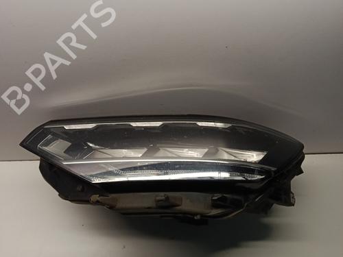 Used Left headlight VW PASSAT B8 Variant (3G5, CB5) 1.5 TSI (150 hp) 31049808