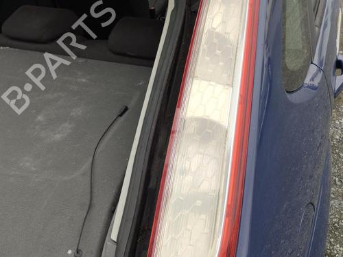 Used Right taillight FORD FOCUS II (DA_, HCP, DP) 1.6 TDCi (90 hp) 27035519