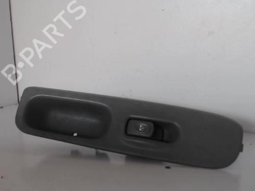 Used Right front window switch RENAULT TWINGO I (C06_) 1.2 16V (C060) (60 hp) 27033243