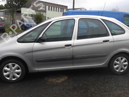 Lamp holder CITROËN XSARA PICASSO (N68) 2.0 HDi | BP27029967L10 