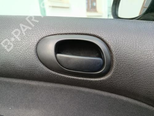 Venstre foran invendig håndtak PEUGEOT 206 Hatchback (2A/C) 1.4 HDi eco 70 (68 hp) 30464535