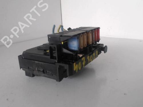 Used Fuse box PEUGEOT 407 SW (6E_, 6D_) 2.0 HDi 135 (136 hp) 27035830