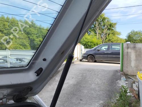 Used Tailgate lift support CITROËN SAXO (S0, S1) 1.1 X, SX (60 hp) 27032903