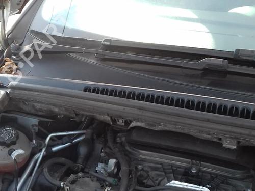 Used Front windshield wiper arm PEUGEOT 5008 (0U_, 0E_) 2.0 HDi 150 / BlueHDi 150 (150 hp) 27026793