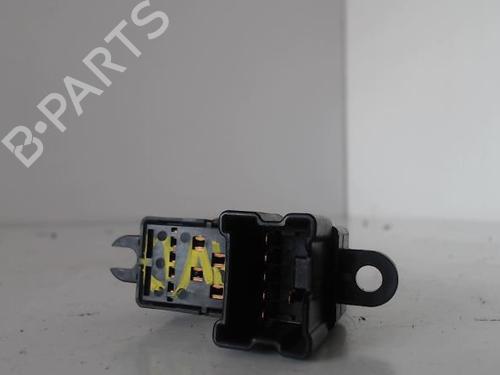 Right front window switch NISSAN QASHQAI I (J10, NJ10) 2.0 dCi | BP27028552I26 