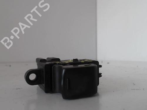 Højre fortil elrude kontakt NISSAN QASHQAI / QASHQAI +2 I (J10, NJ10, JJ10E) 2.0 dCi (150 hp) 27028552