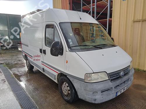 Windscreen washer tank FIAT DUCATO Van (230_) 2.0 JTD 1347781080