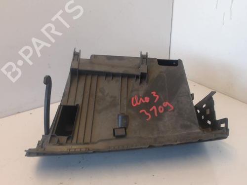 Used Glove box RENAULT CLIO III (BR0/1, CR0/1) 1.5 dCi (BR17, CR17) (86 hp) 27030542