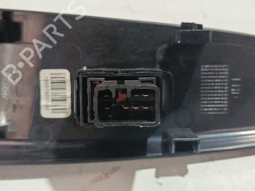 Right front window switch HYUNDAI ix20 (JC) 1.6 CRDI | BP40049323I26 - Image 3