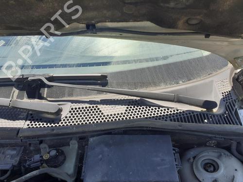 Vindspejlsviskerarm FORD FOCUS I (DAW, DBW) 1.8 Turbo DI / TDDi (90 hp) 27366896