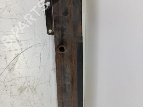 Used Front bumper reinforcement Front bumper reinforcement 30130121 30130121