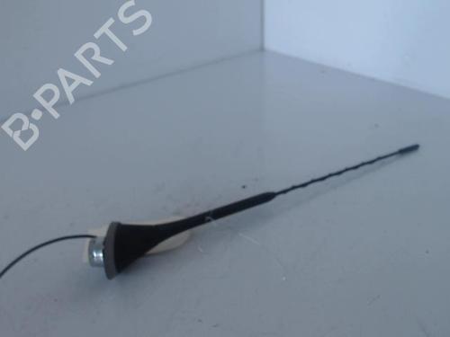 Antenne/Base FIAT 500 (312_) 1.3 D Multijet (312AXB1A) (75 hp) 27026882
