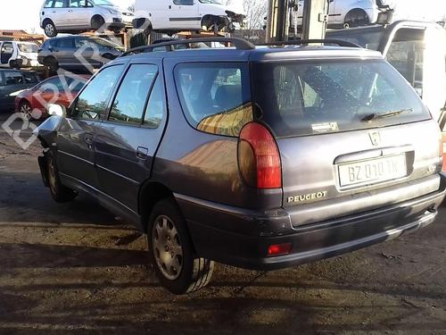 Left taillight PEUGEOT 306 Break (7E, N3, N5) 1.9 D | BP27034583C34 