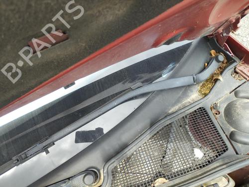 Used Front windshield wiper arm RENAULT LAGUNA II (BG0/1_) 1.9 dCi (BG1A, BG1V) (130 hp) 27038459