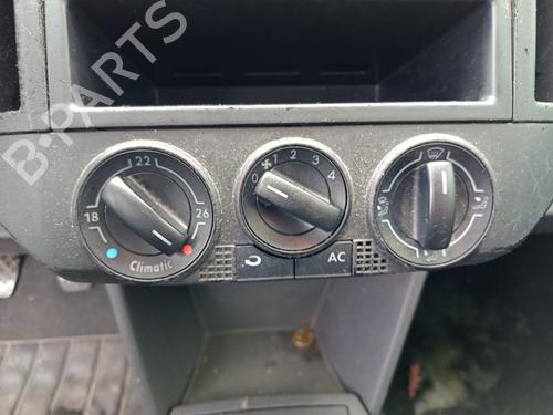 AC-Styringsenhed/Manøvreenhed VW POLO IV (9N_, 9A_) 1.4 TDI (70 hp) 32095742