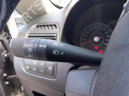 Used Steering column stalk Steering column stalk FIAT GRANDE PUNTO (199_) 1.3 D Multijet (75 hp) 27329418 27329418