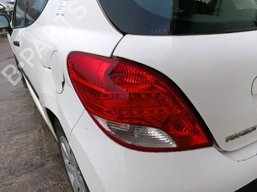 Used Left taillight PEUGEOT 207 (WA_, WC_) 1.4 HDi (68 hp) 32126616
