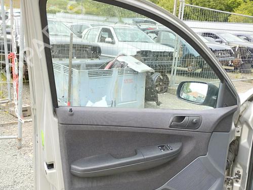 Vergrendeling links voor SKODA FABIA I (6Y2) 1.9 SDI (64 hp) 27033048