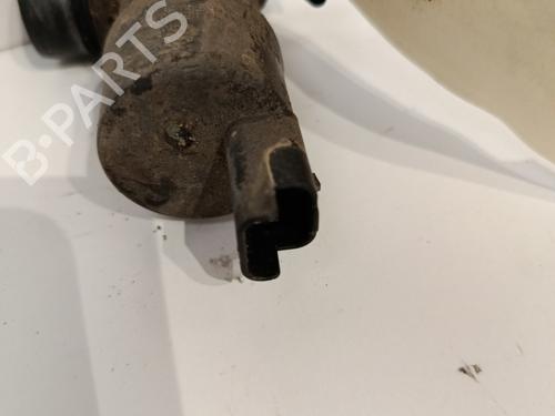 Used Washer pump Washer pump RENAULT KANGOO / GRAND KANGOO II (KW0/1_) 1.5 dCi 90 (KW05, KW08, KW0G, KW11) (90 hp) 29466482 29466482