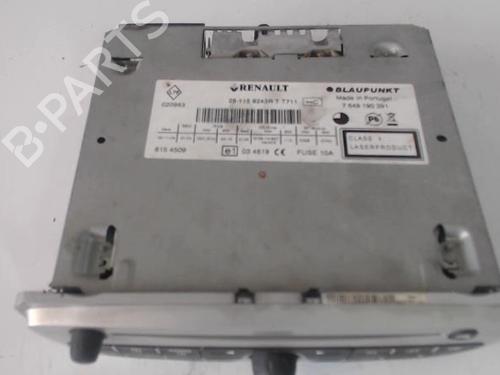 Radio RENAULT MEGANE III Hatchback (BZ0/1_, B3_) 1.5 dCi (BZ09, BZ0D, BZ1W, BZ29, BZ14) | BP27030563E6 