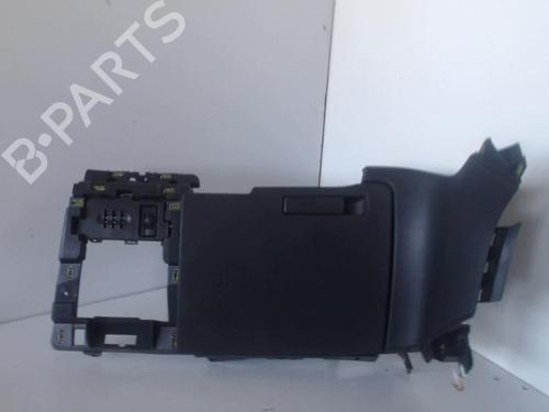 Used Glove box PEUGEOT 3008 I MPV (0U_) 1.6 HDi (109 hp) 27026455