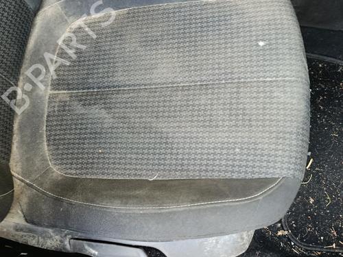 Right front seat PEUGEOT 308 II (LB_, LP_, LW_, LH_, L3_) 1.6 BlueHDi 120 | BP29761407C16 