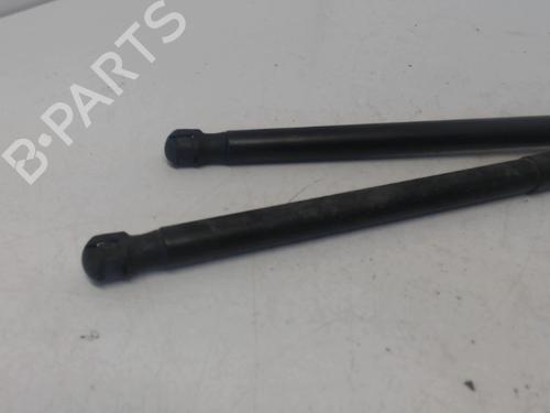 Used Tailgate lift support Tailgate lift support 31811195 31811195