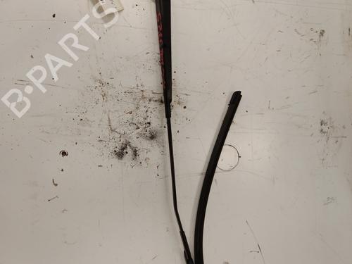 Used Front windshield wiper arm PEUGEOT 308 I (4A_, 4C_) 1.6 HDi (109 hp) 29438493
