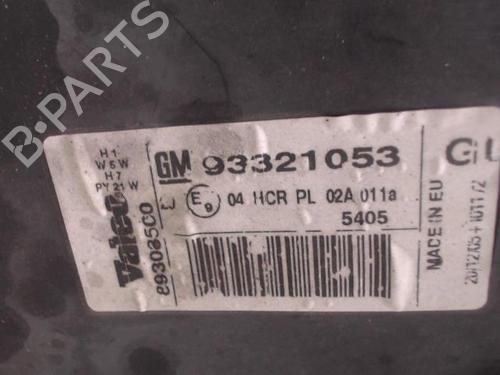 Used Right headlight OPEL MERIVA A MPV (X03) 1.7 CDTI (E75) (100 hp) 27030658