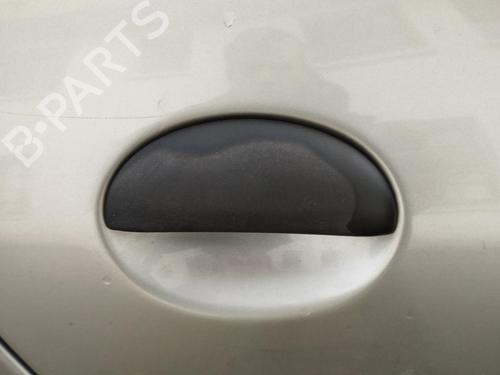 Maniglia esterna posteriore destra PEUGEOT 206 Hatchback (2A/C) 1.4 i (75 hp) 30132667
