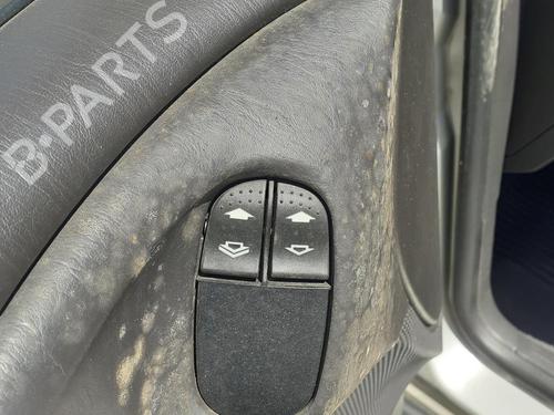 Used Left front window switch FORD FOCUS I (DAW, DBW) 1.8 Turbo DI / TDDi (90 hp) 27368852