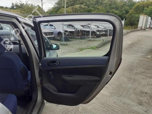 Rear right lock PEUGEOT 307 (3A/C) 1.6 16V | BP27586828C99 