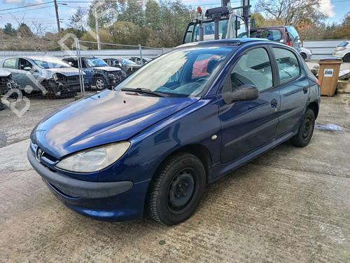 Brugte PEUGEOT 206 Hatchback (2A/C) 1.4 i (75 hp) 4361313