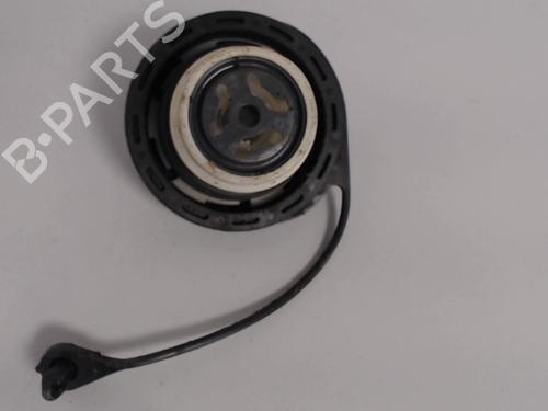 Używane Korek wlewu paliwa FORD FOCUS I (DAW, DBW) 1.8 TDCi (115 hp) 27031137