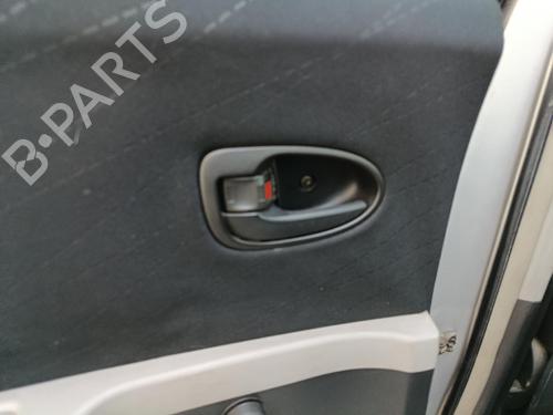 Venstre fortil invendig håndtag Venstre fortil invendig håndtag TOYOTA YARIS (_P9_) 1.4 D-4D (NLP90_, NLP90R) (90 hp) 37230459 37230459