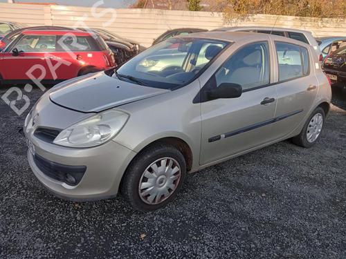 Used Left front fog light Left front fog light RENAULT CLIO III (BR0/1, CR0/1) 1.5 dCi (BR17, CR17) (86 hp) 27037023 27037023