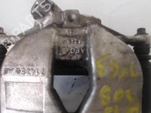 Used Right front brake caliper Right front brake caliper PEUGEOT 308 II (LB_, LP_, LW_, LH_, L3_) 2.0 GT BlueHDi 180 (181 hp) 27030226 27030226