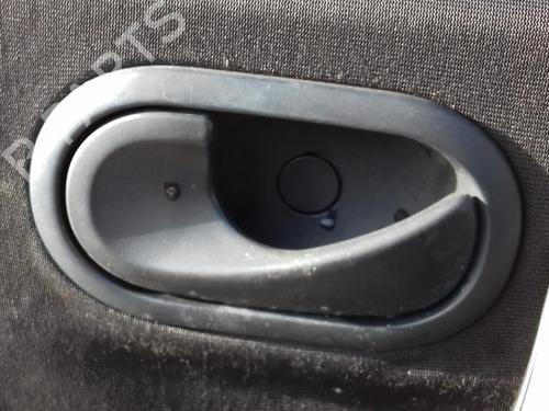 Used Front left interior door handle RENAULT MEGANE II (BM0/1_, CM0/1_) 1.6 16V (BM0C, CM0C) (113 hp) 27027666