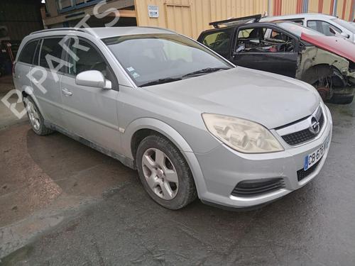 Used Right headlight Right headlight OPEL VECTRA C Estate (Z02) 1.9 CDTI (F35) (120 hp) 27033977 27033977