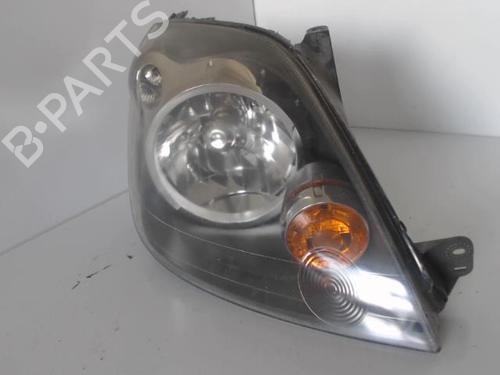 Used Right headlight FORD FIESTA V (JH_, JD_) 1.4 TDCi (68 hp) 27028880