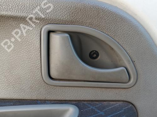 front-left-interior-door-handle-renault-kangoo-kc01_-1997-33992572 main image